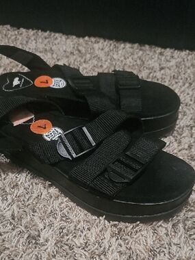 Rocket Dog Black Strappy Platform Sandals